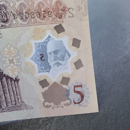 Escoines 3996368f3f38a91b7f 2013 (1444 H) Libya 5 Dinar Hybrid ÇİL - hafif katlanma izi var