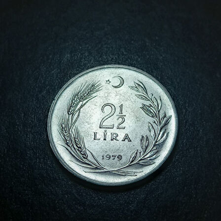 Escoines Koleksiyon 3996368f41bc4d1209 1979 Akmonital 2½ Lira Çatlak Kalıp Nadir Çıkar çil para