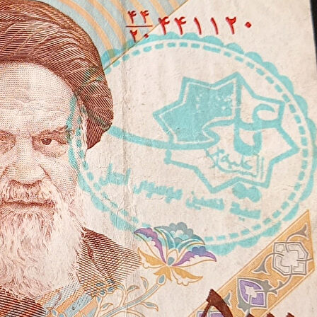 Escoines 3996368f6baf46ae37 5000 Riyal Sürsajlı Haliyle