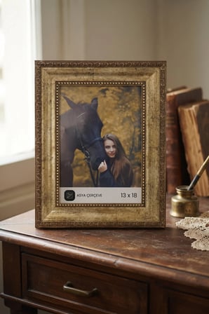 Tılsım Serisi 13 x 18 Fotoğraf Çerçevesi Camlı Dekoratif Duvar & Masa Tipi Plastik Çerçeve