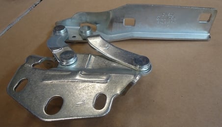 Motor Kaput Menteşe L-Passat-2011-2015
