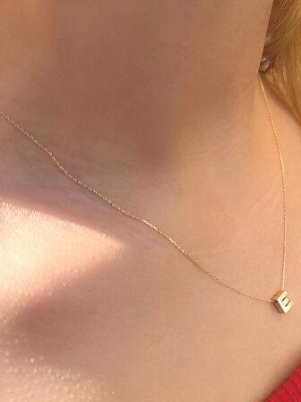 14 Ayar Altın 3 Boyutlu E Harfli Kolye