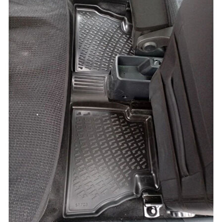 Ford Courier 3D Havuzlu Paspas 2024-