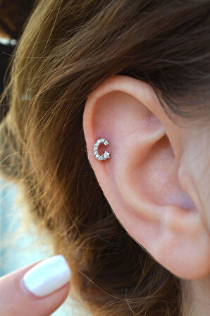 C Harfi Piercing Gümüş Renkli Harf Piercing C