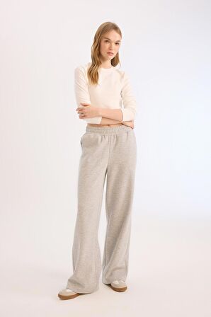 DeFacto Coool Wide Leg Eşofman Altı Beli Lastikli Geniş Bol Paça B3345AX25SPGR210