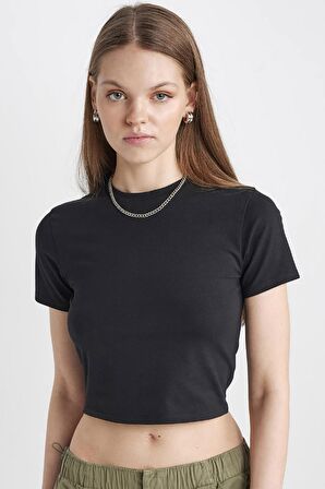 DeFacto Coool Fitted Bisiklet Yaka Basic Düz Kısa Kollu Tişört Z8790AZ24SMBK81