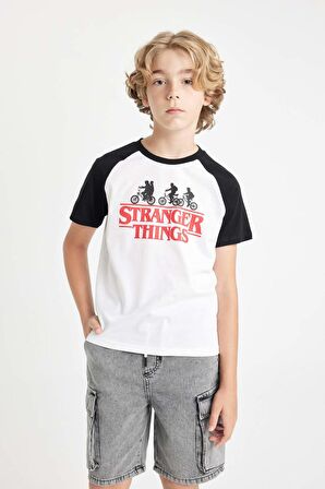 DeFacto Erkek Çocuk Stranger Things Bisiklet Yaka Kısa Kollu Tişört C0520A824SMWT32