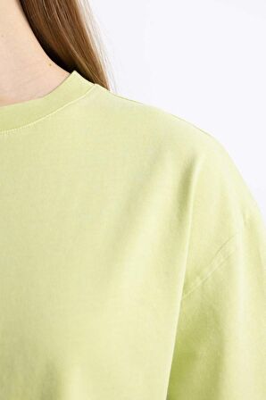 DeFacto Coool Crop Yıkamalı Soluk Efektli Basic Kısa Kollu Tişört C5432AX24SMGN619
