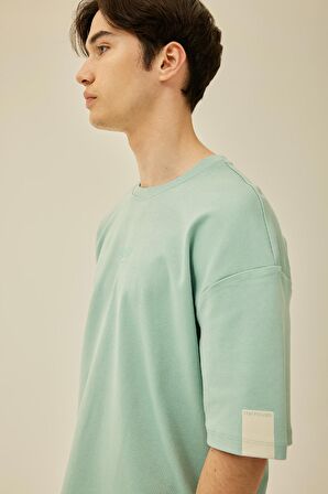 DeFacto Comfort Regular Fit Rahat Kalıp Bisiklet Yaka Baskılı Kısa Kollu Ağır Kumaş Tişört B4220AX24SPGN1093