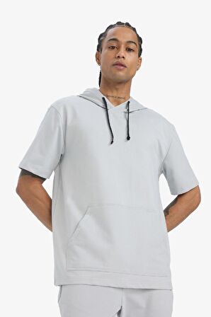 DeFactoFit Standart Fit Kapüşonlu Baskılı Sporcu Kısa Kollu Tişört D8017AX25SPGR91
