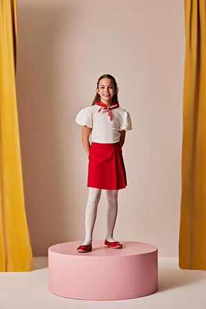 DeFacto Kız Çocuk 23 Nisan Çocuk Bayramı Kırmızı Gabardin Şort Etek A1927A825SMRD282