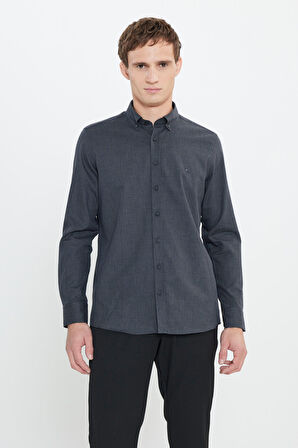 Slim Fit Dar Kesim Klasik Yaka Armürlü Gömlek