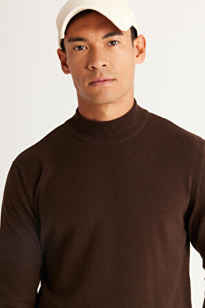 Erkek Kahverengi Standart Fit Normal Kesim Yarım Balıkçı Yaka Pamuklu Triko Kazak