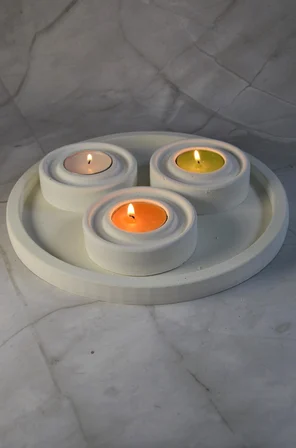 Taş Tozu 3’lü Tealight Mumluk Seti – Dekoratif Yuvarlak Tabaklı Mumluk Mermer Taş Tozu