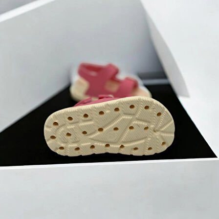 KIZ ÇOCUK ÖNÜ TOKALI EVA SANDALET