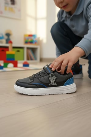 Enoch Astronot Figürlü Ve Uzay Temalı Çocuk Spor Ayakkabı