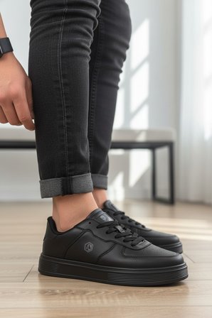 Enoch Unısex Lumber-Style Pürüzsüz Dokulu ve Düz Kalın Tabanlı Rahat Günlük Sneaker Spor Ayakkabı