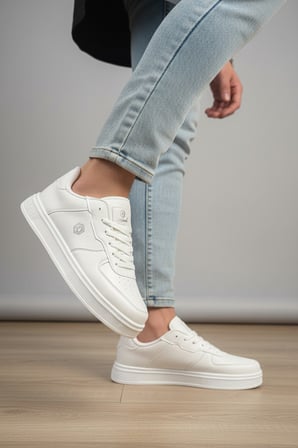 Enoch Unısex Lumber-Style Pürüzsüz Dokulu ve Düz Kalın Tabanlı Rahat Günlük Sneaker Spor Ayakkabı