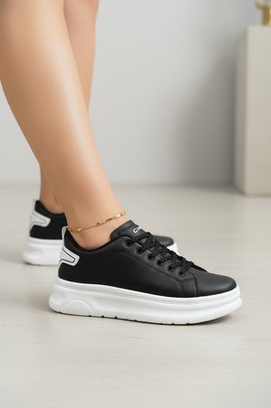 Enoch Kadın Yanları Nokta Perforeli Kontrast Topuk Parçalı Ortopedik Kalın Platform Taban Sneakers Spor Ayakkabı