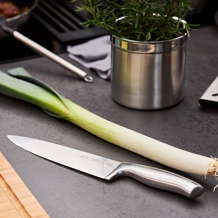 Rösle Basic Line Şef bıçağı Paslanmaz Çelik 20 cm 13712