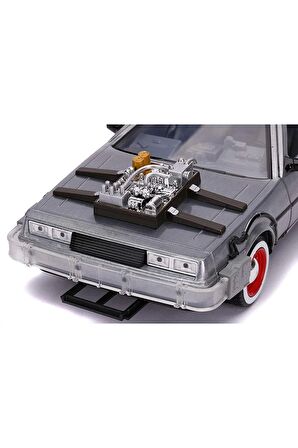 Back To The Future 3 Delorean 1:24 Zaman Makinesi Araba Işık Ve Tekerlek Fonksiyonlu