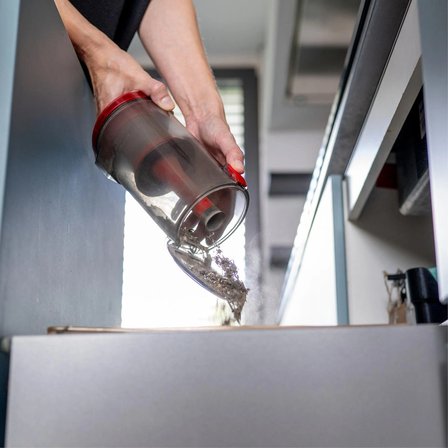 Einhell Akülü Dikey Süpürge TE-SV 18/270 Li BL-Solo PXC (18 V, kömürsüz motor, 270 mbar, torbasız, 3 güç modu, 3 aşamalı filtre sistemi, aksesuarlar dahil,akü hariç) - 2347225