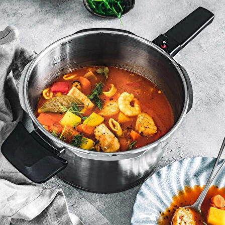 Fissler Vitaquick Düdüklü Tencere 4,5 Lt + Buhar Aparatı