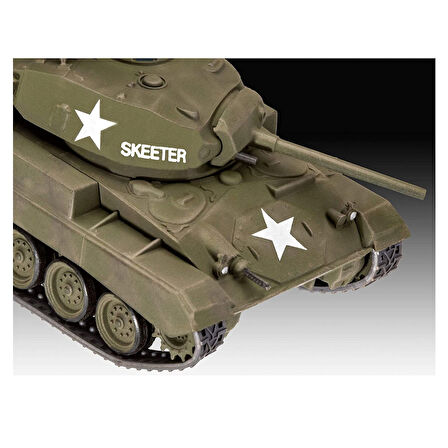 Revell Maket Model Kit M24 Chaffee 03323