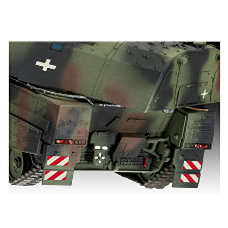Revell Maket Model Kit Askeri Panzerhaubitze 2000 03347