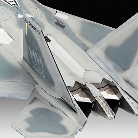 Revell Maket Model Kit F-22A Raptor 03858