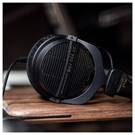 Beyerdynamic DT 990 Pro Black Special Edition Referans Kulaklık 80 Ohm