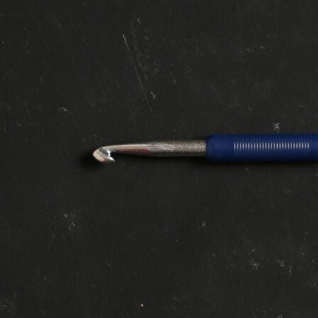 Addi 6 Mm 15 Cm Plastik Saplı Yün Tığ - 148-7