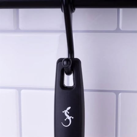 Lurch - Platin Silikon Delikli Spatula 32,5 cm Siyah - Yanmaz, Yapışmaz, Bükülmez, Çizmez, Tat ve Koku Bırakmaz - 240603