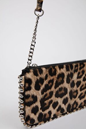 Kadın Zımba Detaylı Suni Deri Çapraz Çanta