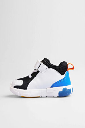 Vicco Rocky Erkek Çocuk Işıklı Boyunlu Spor Ayakkabı 946.25K.411