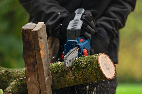 GKE 18V-15 Solo Zincirli Ağaç Kesme