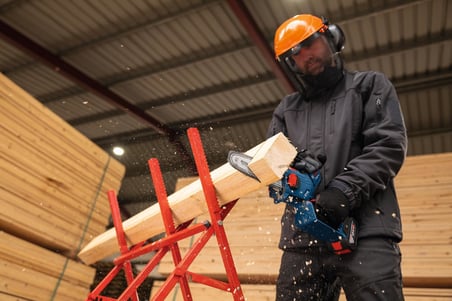 Bosch GKE 18V-30 Zincirli Ağaç Kesme Solo