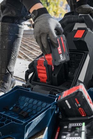 Bosch Pro GPU18V2DI Beton Vibratörü Güç Ünitesi