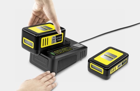 Fast battery recharger special accessori
