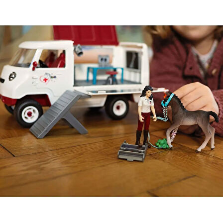 Schleich Veteriner Aracı 42439