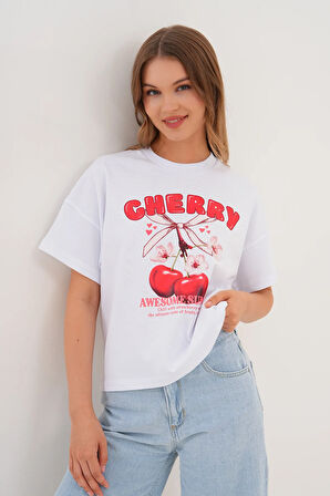 Kadın Beyaz Oversize Cherry Awesome Summer Baskılı Tişört