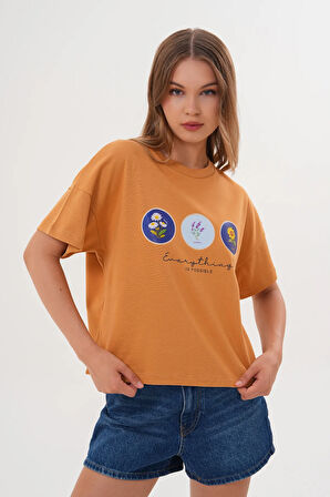 Taba Kadın Oversize Çiçek Everything Is Possible Baskılı Tişört