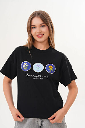 Siyah Kadın Oversize Çiçek Everything Is Possible Baskılı Tişört