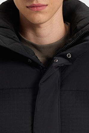 Hugo Erkek Mont 50547890 001