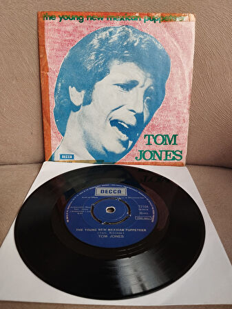 Tom Jones ‎– The Young New Mexican Puppeteer  - 1972 Türkiye Basım 45lik Plak-2.EL