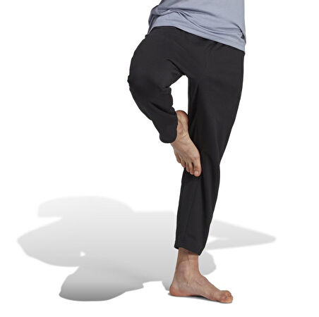 IC7283-E adidas Yoga Base Pant Erkek Eşofman Altı Siyah
