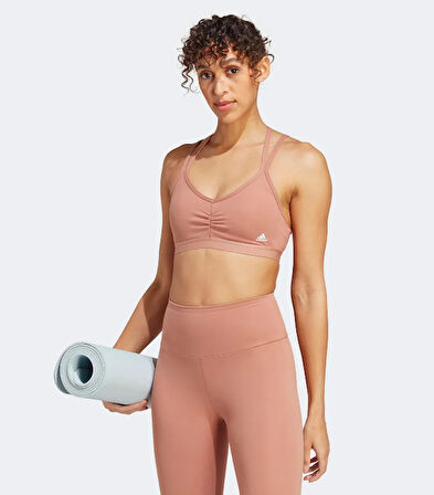 adidas Yoga Essentials Light-Support Kadın Bej Antrenman Bra