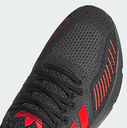 adidas SWİFT RUN 22 Siyah Spor Ayakkabı HP2825