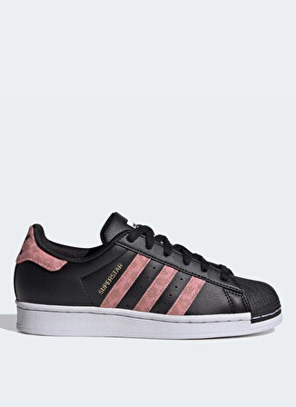 adidas Yürüyüş Ayakkabısı