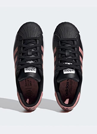 adidas Yürüyüş Ayakkabısı